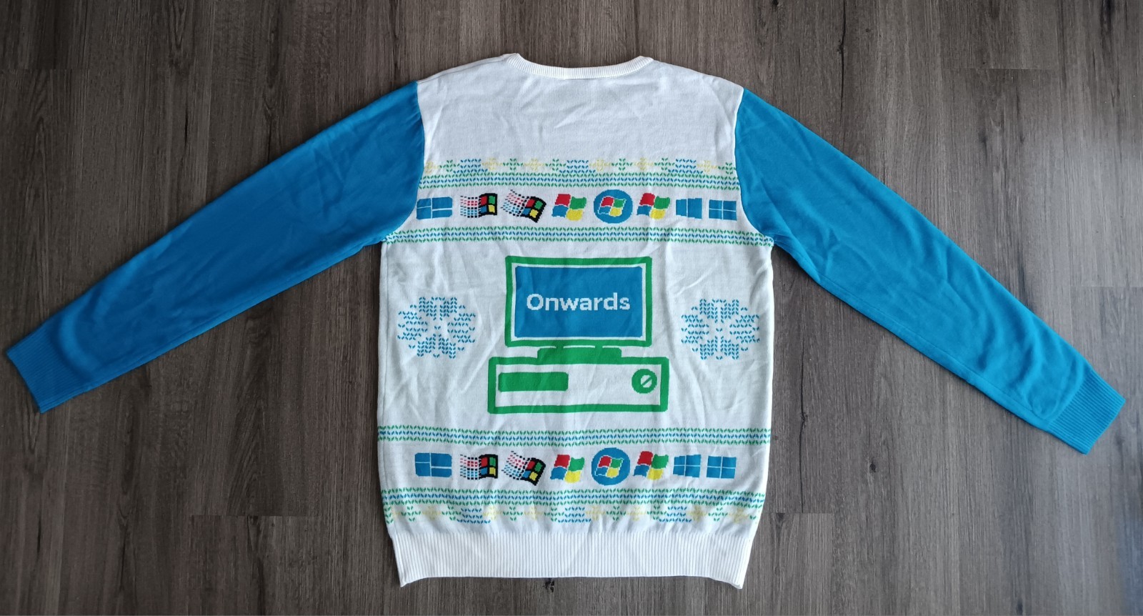 Microsoft Windows 11 Launch Date - Holiday Sweate… - image 6