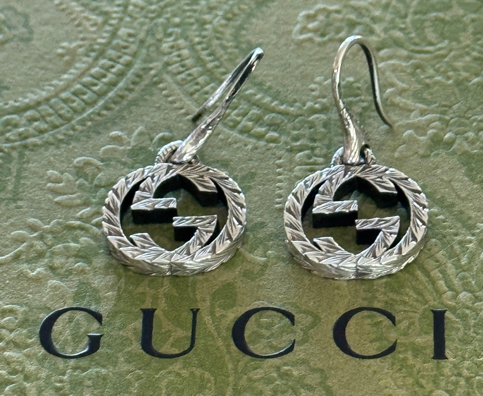 Gucci  Earrings Interlocking Arabesque  Dangling … - image 1