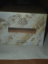Revolution Beauty metalixx gold face mask
