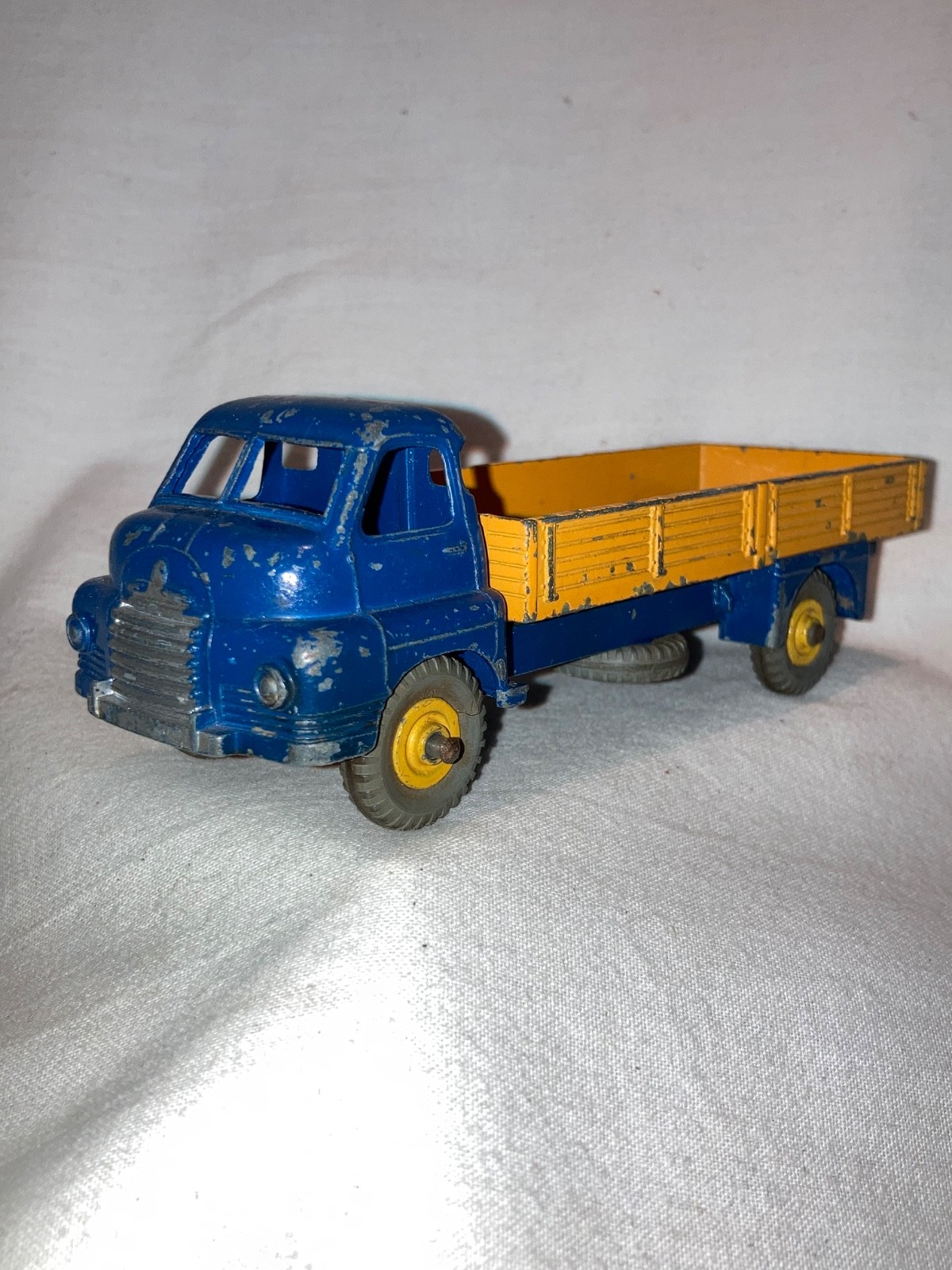 Dinky 522, Big Bedford Lorry - Free Price Guide & Review