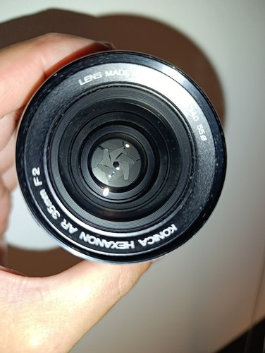KONICA HEXANON AR 35MM F2.0 with OG Hood lens (Oily blades) - Picture 6 of 15