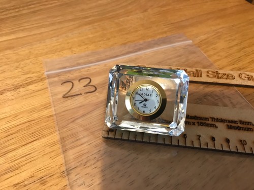Miniature Quartz clocks and other makes. Over 100 clocks - Foto 47 di 470