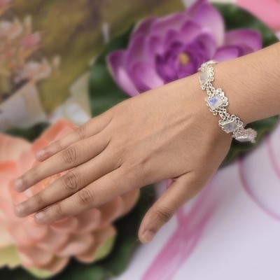 Natural Blue Rainbow Moonstone Slice Polki Diamond 925 Sterling Silver Bracelet