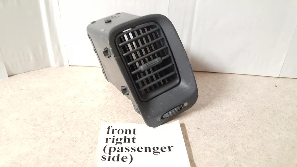 1998-2002 honda accord 4dr  passenger side vent oem 98ha1 - Image 2 of 3