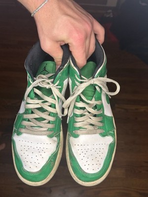 Jordan 1 Retro Mid Pine Green Size 9