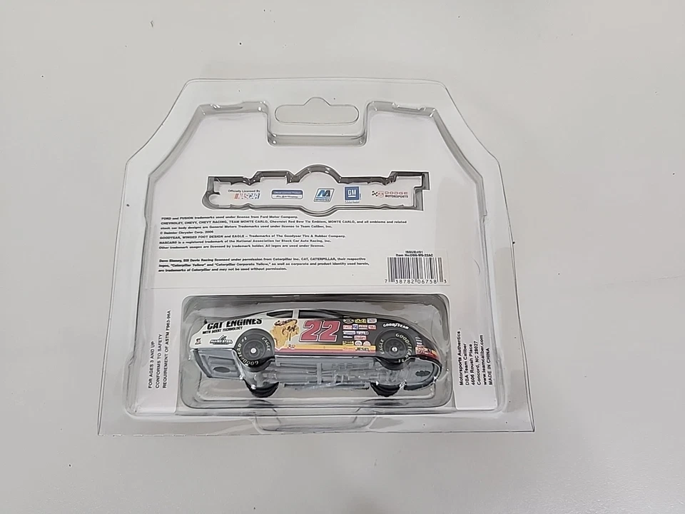 Dodge Charger 2006 Dave Blaney #22 motores CAT escala 1/64 Team calibre parada en boxes  Foto 2 de 2