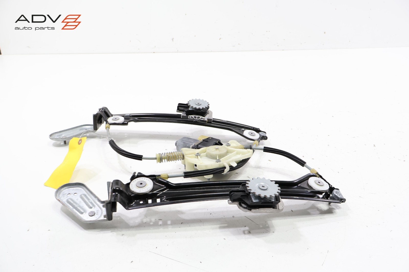 2014 - 2020 MASERATI GHIBLI REAR LEFT SIDE DOOR WINDOW REGULATOR & MOTOR OEM