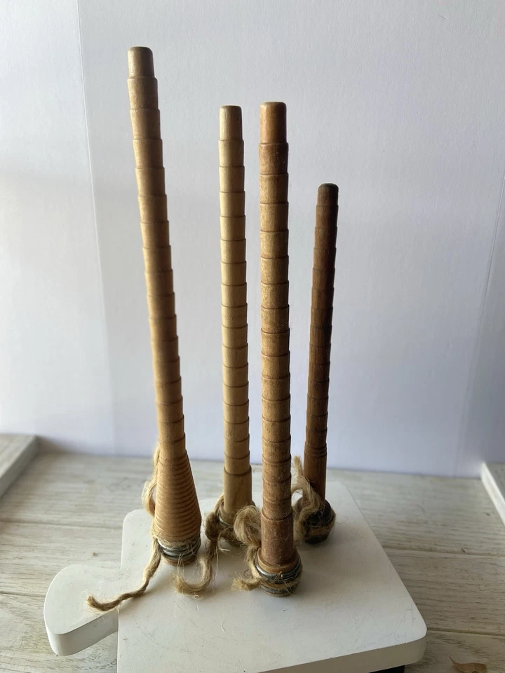 Antique Vintage Primitive Sewing Spools Bobbin Quill Spindles lot of 4 - Image 2 of 4