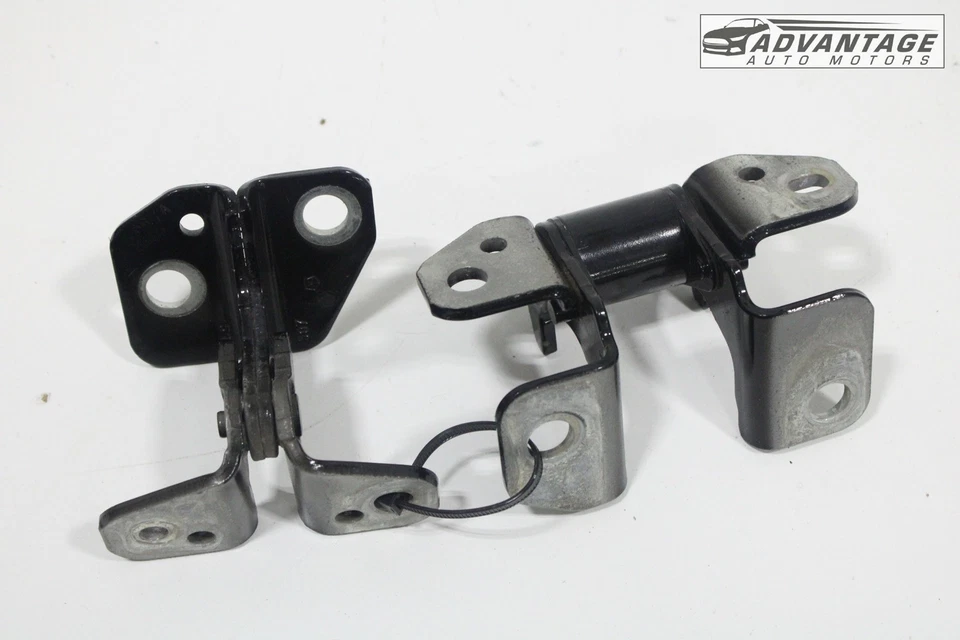 2012-2023 CHRYSLER 300 REAR RIGHT SIDE DOOR UPPER & LOWER HINGE SUPPORT SET OEM - Image 2 of 4