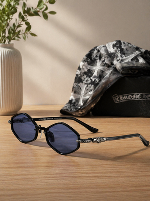 CROME HEARTS サングラス ブラック ブルーレンズ Chrome Hearts Hexagonal Black/Silver Floral Cross Detail