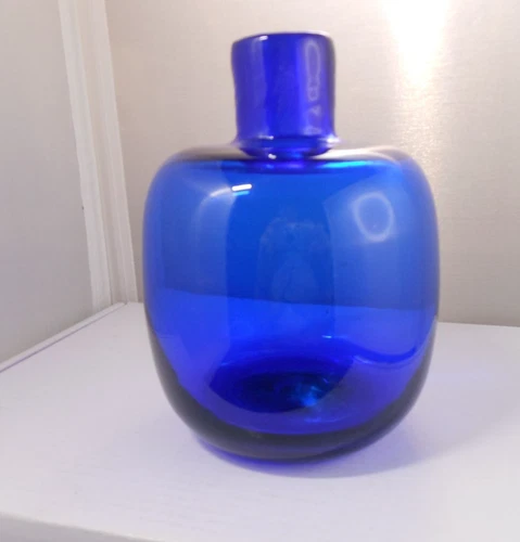 Vintage 5" x 4" Blenko Cobalt Blue Art Bubble Glass Bud Vase - Hand Blown