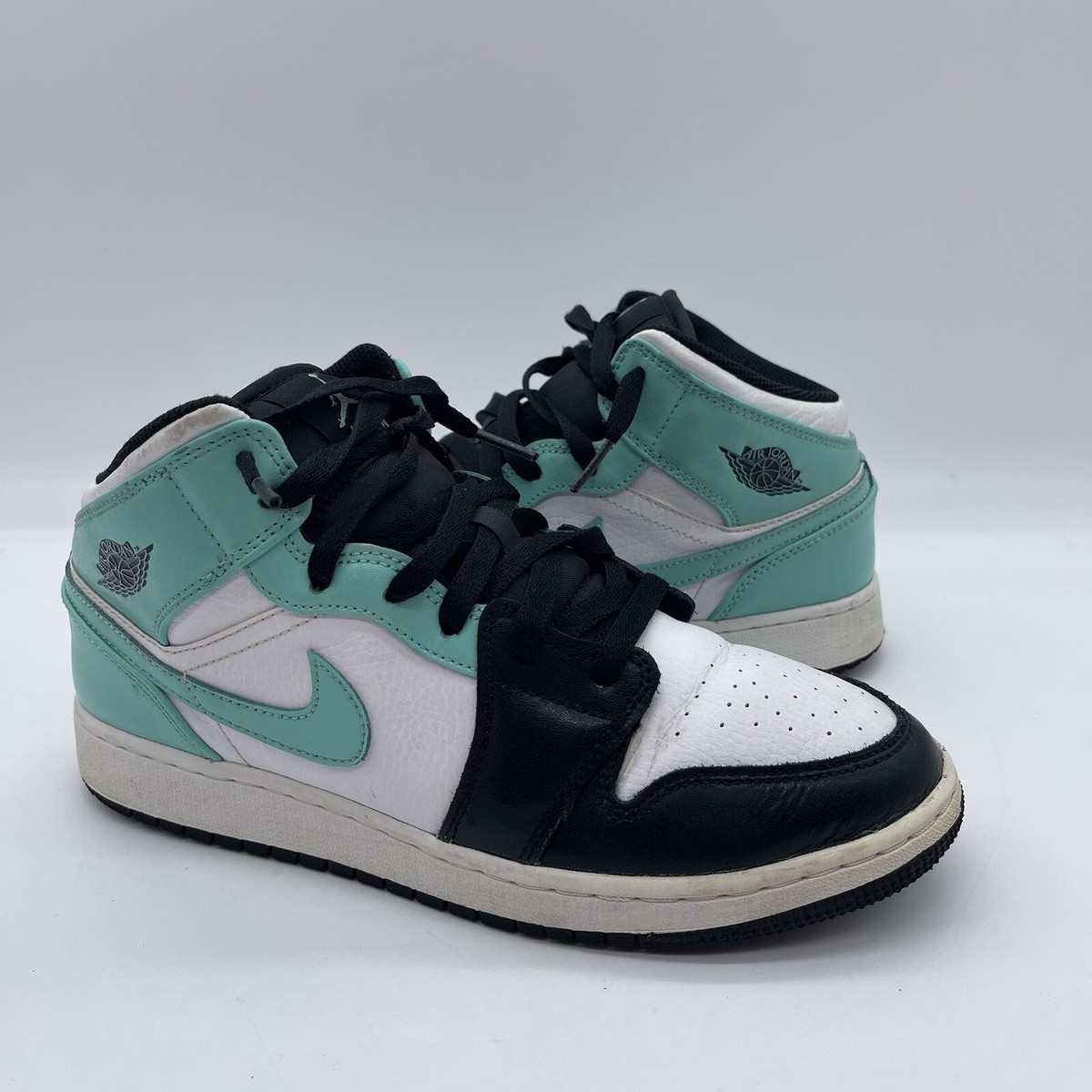 Nike Air Jordan 1 Mid GS Youth Size 7Y Sneakers 554725-132 