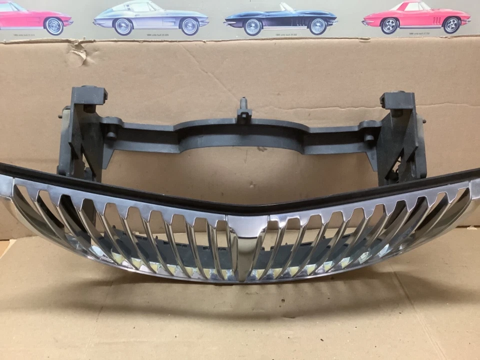 Lincoln Tow Car 1998-2002 completo cromo parrilla delantera y soporte de montaje OEM Foto 2 de 4