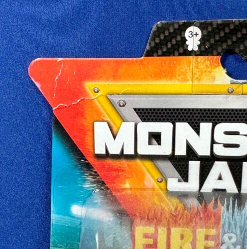 Ice Blue EARTH SHAKER - Monster Jam Truck FIRE & ICE Walmart Ecc EDIZIONE SPECIALE - Foto 6 di 8