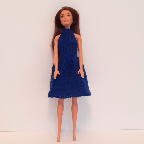 Convient robe Barbie, cadeau pour fille, cadeau pour petite-fille, tricot crochet fait main - Photo 1 sur 6