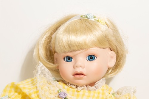 Vintage Danbury Mint Porzellan Puppe - Ashley von Elke Hutchens mit Original Box - Bild 7 von 12