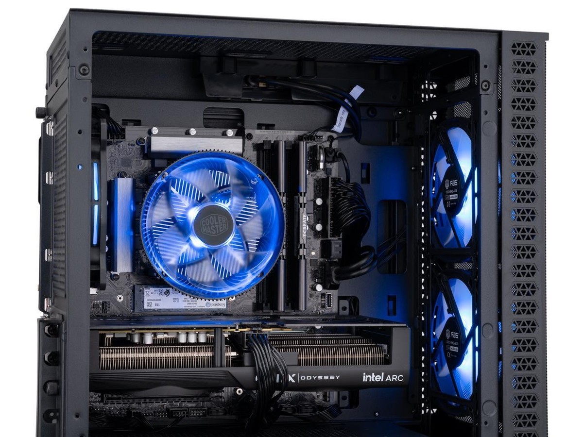 自作静音PC／i5 3470／SSD180GB／MEM16GB／R7 250 ABS Cyclone Aqua Gaming PC - Windows 11 - Intel Core i5