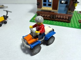 LEGO City: Creator LOT:  Treehouse 31010 + Mountain Hut 31025