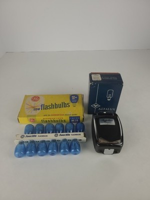 Vintage Agfalux AGFA Camera Werk AG Flash & 12 Bulbs Camera Flash UNTESTED