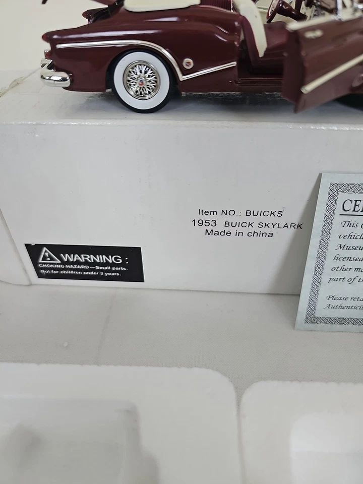Buick Skylark 1953 convertible 1:32 modelos exclusivos fundido a presión 32321 Foto 3 de 4