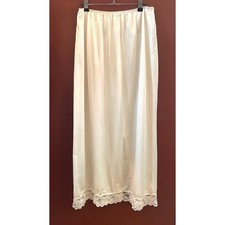 Vintage Lorraine Maxi Half Slip Cream Lace Trim Coquette Cottagecore