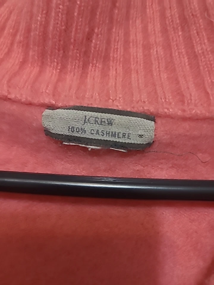 Camisa J Crew feminina manga longa gola V pura cashmere grossa rosa suéter vintage P - Imagem 4 de 4