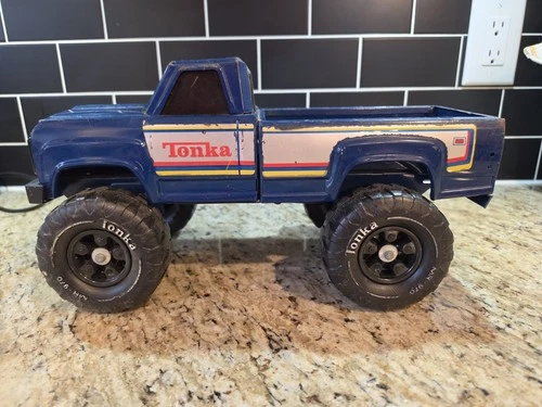 Vintage Blue Tonka 11062 Pressed Steel Toy Pickup Truck 70s USA Made GPC