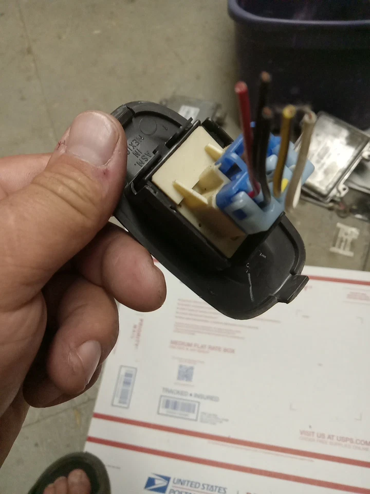 Interruptor de control de techo superior convertible Chrysler Sebring 1996-2000 negro/carbón Foto 4 de 4