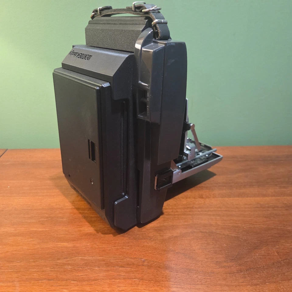 Polaroid 110A Kamera mit LomoGraflok 4x5 Instant Back - Mod für Instax Wide Film - Bild 4 von 4