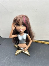 2002 - Bratz Forever Diamondz - Funky Fashion Makeover Yasmin Styling Head Torso