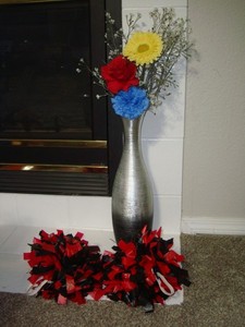 Official Chasse Youth Cheerleader Mini Pom Poms Red & Black 5" Strands Costume