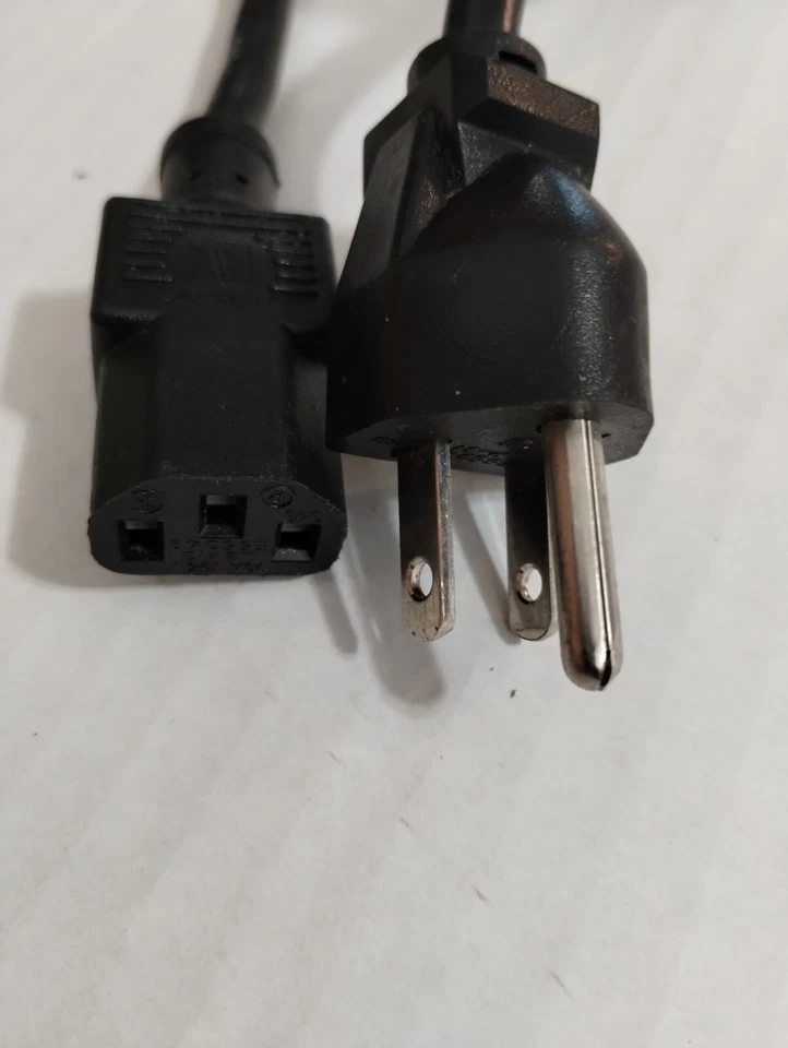 6ft Universal Power Cord 3 Prong Power Cord for TV Computer Monitors Press 10A 1 - Image 3 of 4