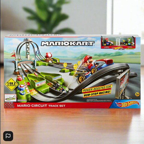 Hot Wheels Mario Kart Circuit Track Set with 1:64 Scale Die-Cast