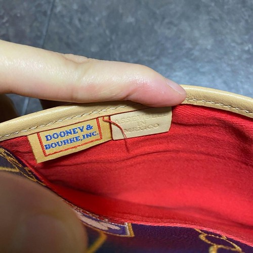 Rare Disney DOONEY&BOURKE Disney Cruise Line POUCH good condition - Picture 7 of 9