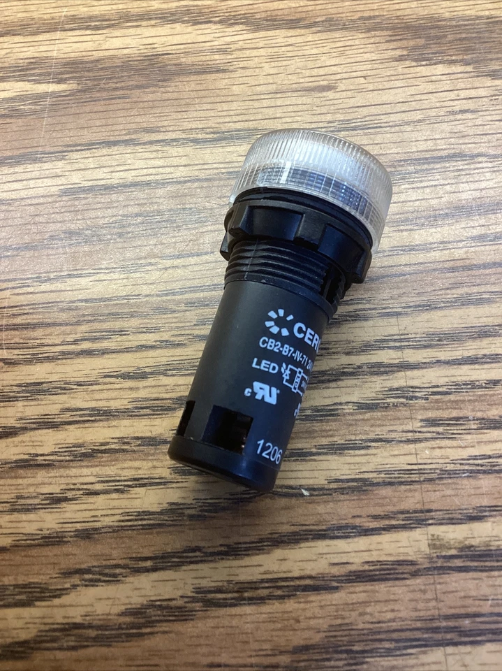 Luz Piloto Cerus CB2-B7-IV-71 Blanca 24V AC/DC Foto 2 de 4