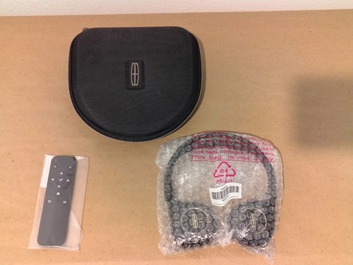 2018-2021 Lincoln Navigator Rear Wireless Headphones, Case, and Remote OEM - New