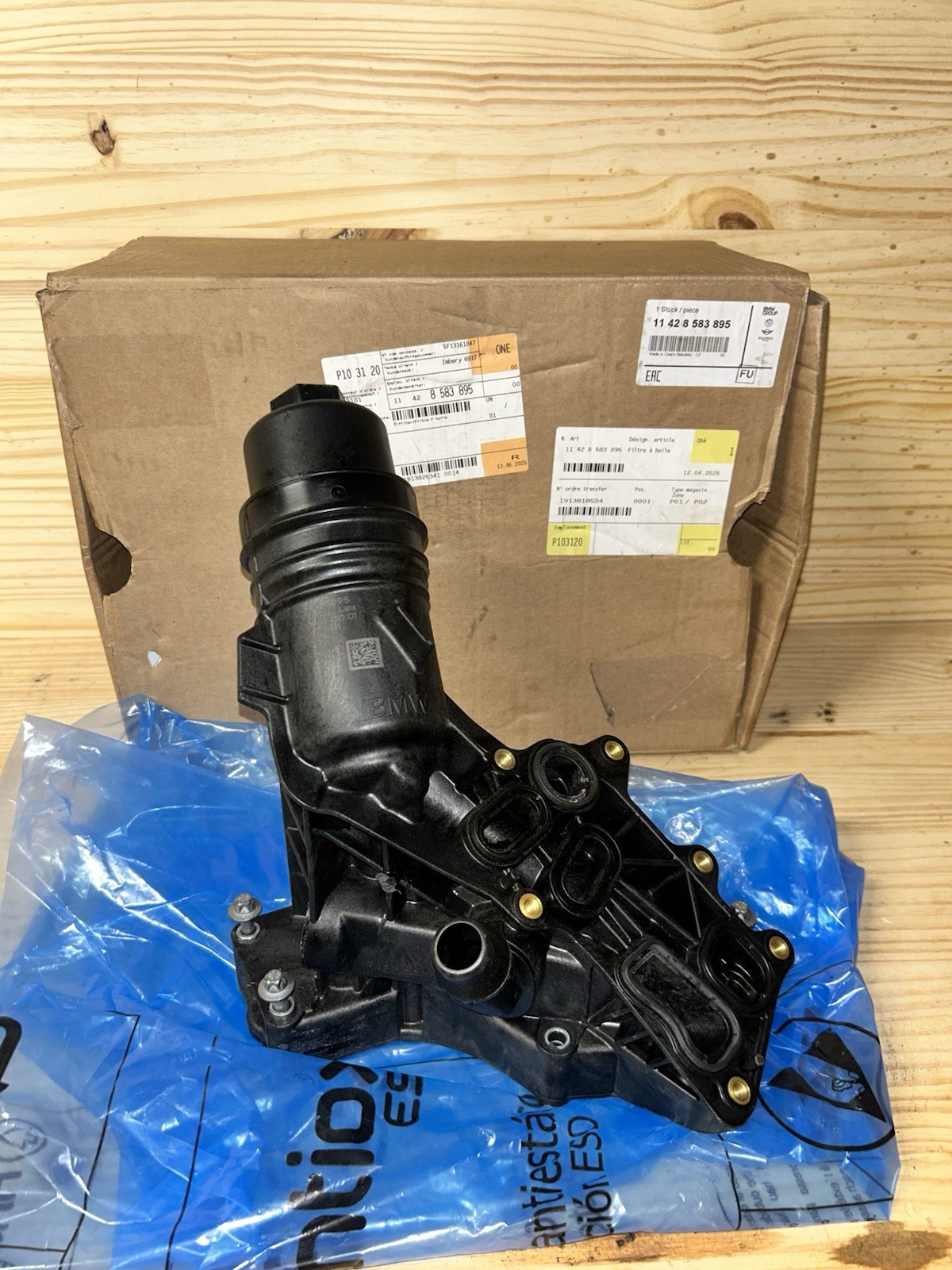 Boîtier de filtre à huile BMW 11428583895 étanche pour stopper les fuites moteur