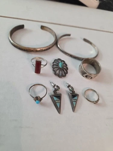Estate Vtg. Navajo Jewlery Lot. Sterling Silver. Bracelets, Pendand, Rings. 54g