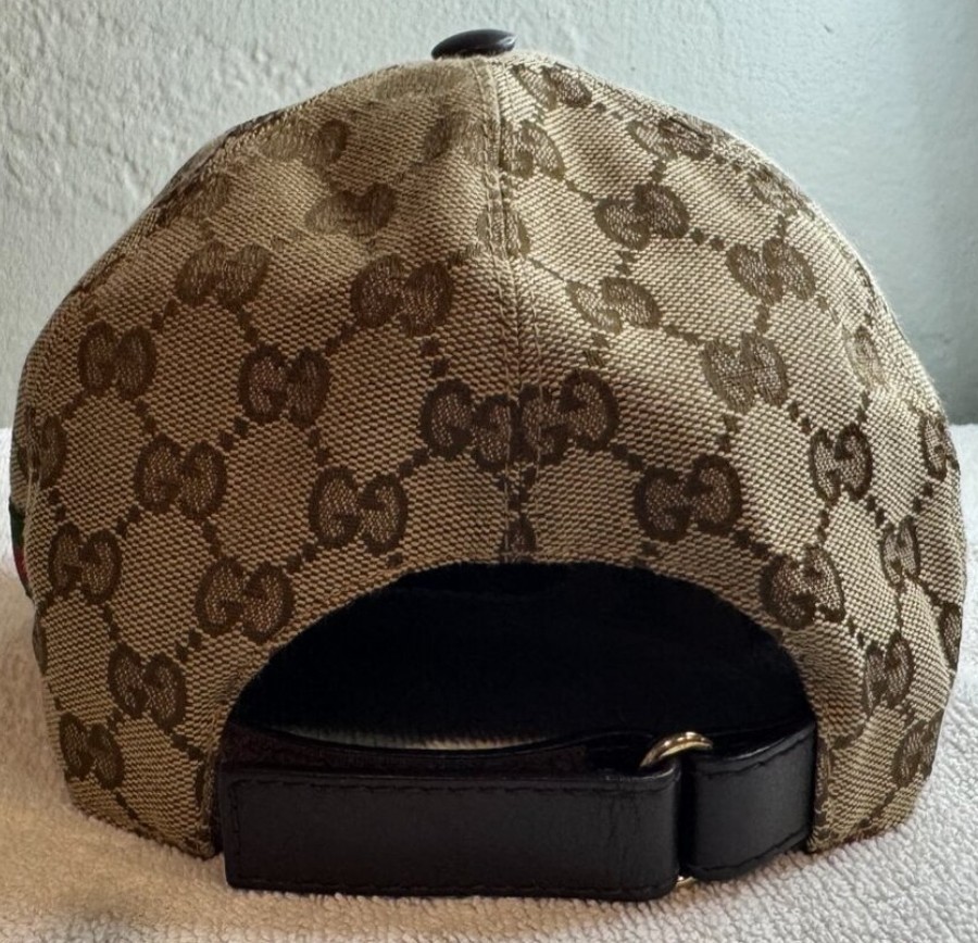 Gucci GG Canvas Baseball Hat - image 2