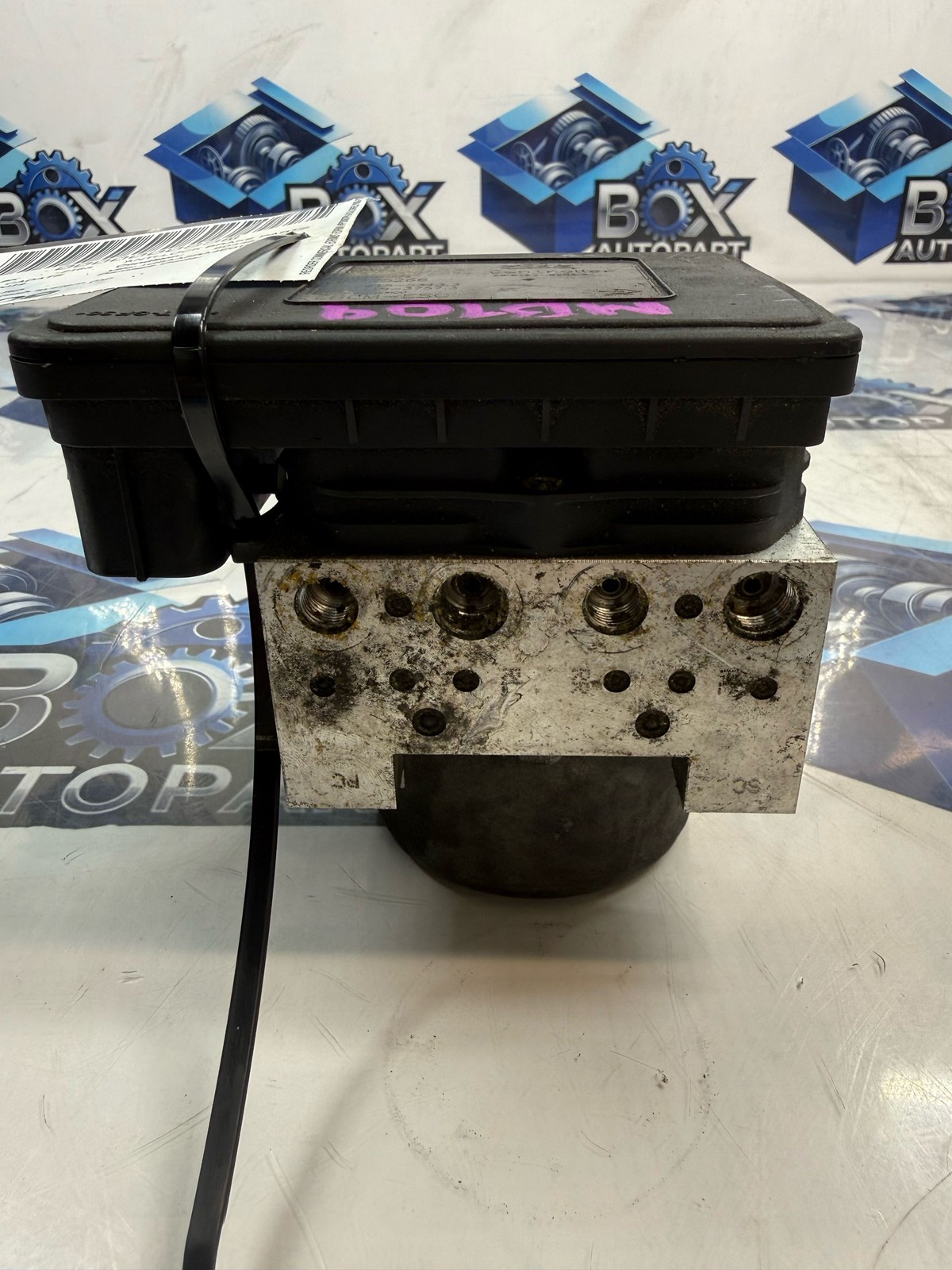 2014-2016 CADILLAC ATS ABS Anti Lock Pump Brake Module 2.5L OEM
