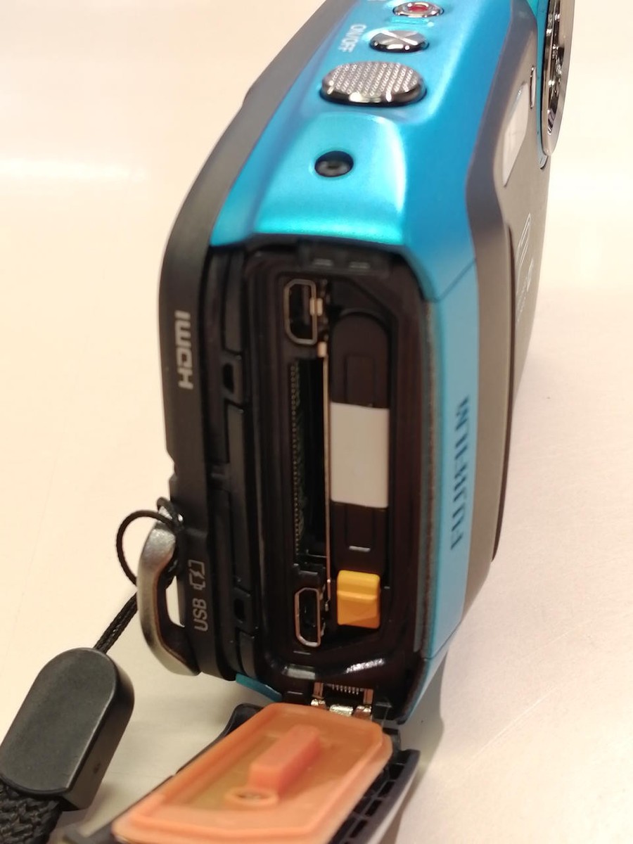 Fujifilm FinePix XP130 Digital Camera Bluetooth 3.0