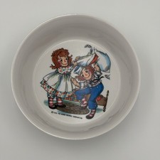 Vintage Raggedy Ann Andy Oneida Deluxe Melamine Bowl 1969 Pillow Fight 6.5"