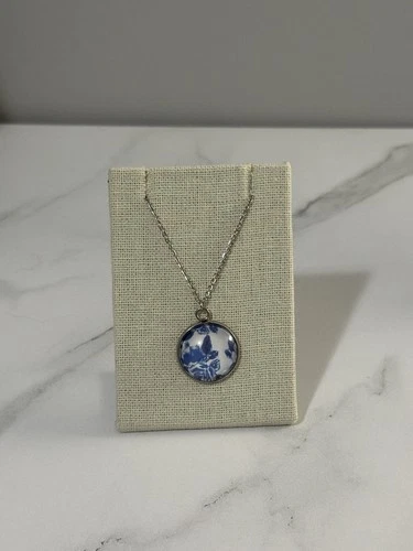 Silver Tone Blue & White Round Floral Charm Pendant Necklace w/ Cable Chain image 5