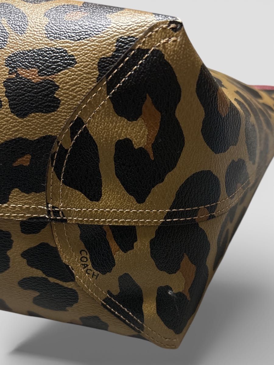 Condition COACH Tote Bag Leopard Pattern F37877 1… - image 5