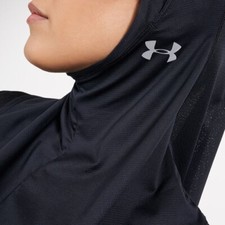 Under Armour - Women's Sports Hijab - 40 Off