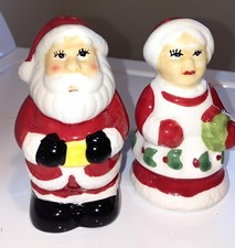Santa and Mrs. Claus Salt and Pepper Shakers set porcelain CHRISTMAS