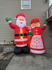 Gemmy 10ft Christmas Inflatable Santa Claus With Mrs Claus Yard Decoration