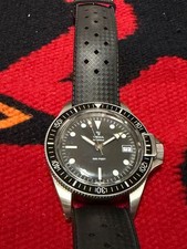 Yema Superman 600ft Quartz 200m diver watch - submariner