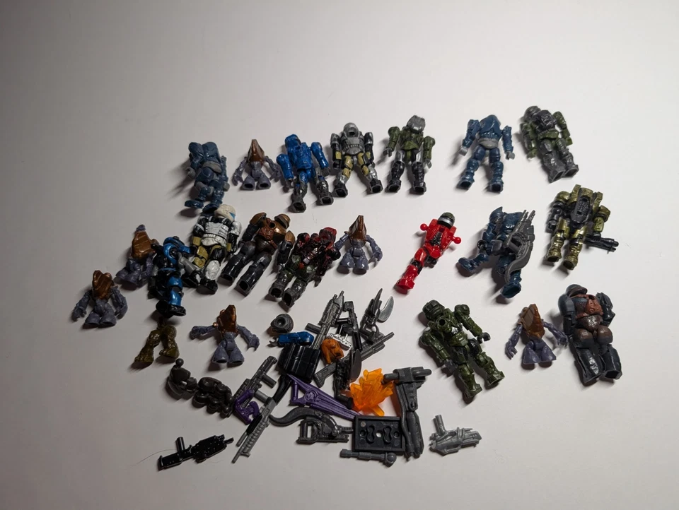 Mega Construx Halo Figures Lot - Image 4 of 4