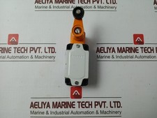 SIEMENS 3SE2 120-1GW Limit Switch AC15 230V 6A